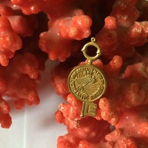 Vintage 10k gold filled scholastic awards brooch